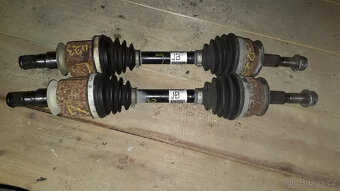 Poloosa,brzdič,těhlice Nissan Navara/Nissan Pathfinder - 9