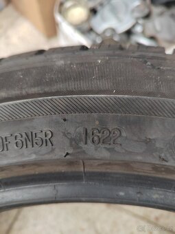 Prodám zánovní zimní pneu 205/55/17 Barum polaris 5 V XL - 9