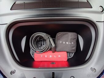 Tesla Model Y 2022 Dual Motor Long Range 378 kW - 9