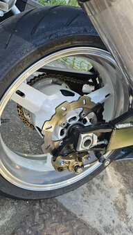 Suzuki gsx-r 1000 - 9
