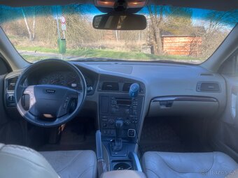 Volvo V70 XC 2,4T 147KW CROSS COUNTRY - 9