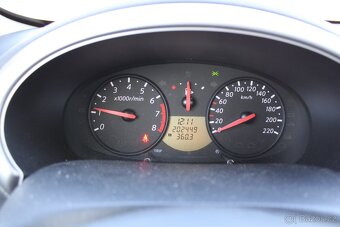 Nissan Micra 1,2i 48KW, KLIMA, STK 12/2026, r.v. 2010 - 9