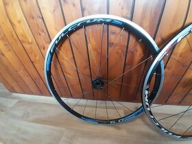 Silniční zapletená kola 2ks fulcrum - 9