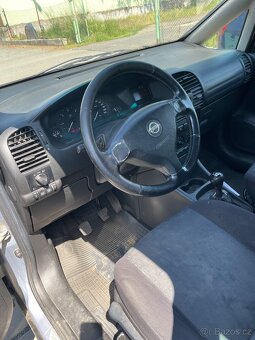 Opel Zafira - 9