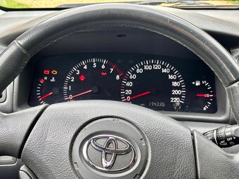 Toyota Corolla 1.6i VVT-i, r.v. 2003, 178 000 km, původ ČR - 9