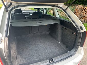 Škoda Octavia 2 1.6 TDi 77kw - 9