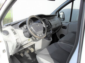 Opel Vivaro 2,0 CDTI 6 Míst Klima 229.000Kč - 9