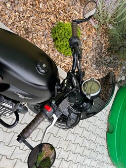 Moto Guzzi V7 Stone 850 2023 - 9