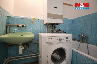 Pronájem bytu 3+1, 70 m², Rožnov pod Radhoštěm, ul.Nám. Míru - 9