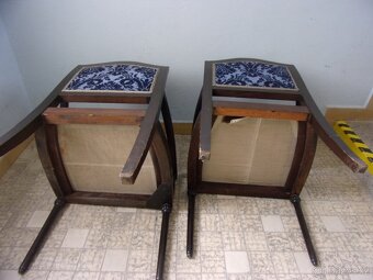 Starožitná křesílka 1. republika 2ks - 9