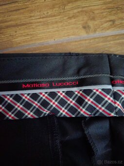 Pánský oblek s vestou - 9