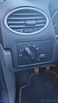 Ford Focus II combi 2.0i 107Kw - 9