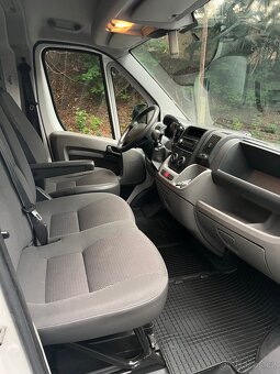 Pronájem dodávky Citroen Jumper MAXI 3.0 HDI 116 kW - 9