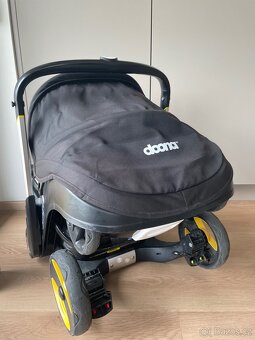 Autosedačka Doona Plus + Isofix báze - 9
