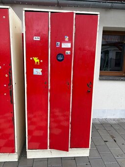 Šatní pracovní plechové/ dřevěné skříně - 9