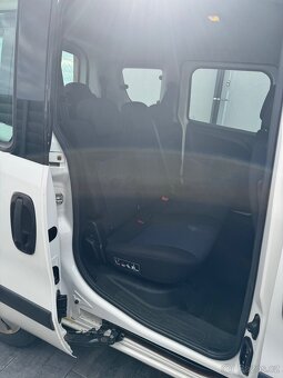 Opel Combo 1.3Cdti 7 místný Top stav naj.170tis km - 9