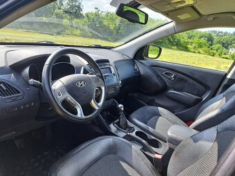 Hyundai IX35 2.0CRDi 4x4 Koupeno v ČR,2.Majitel - 9