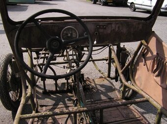 Velorex 16/350 R.1969 na renovaci - 9