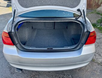 BMW Řada 3 e90 320i 110kw.Dig.klima.TOP KM - 9