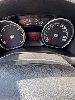 Ford Mondeo 2.0 TDC - 9