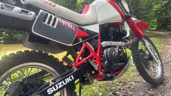 Suzuki DR650 Djebel - 9