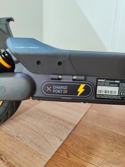 Elektrokoloběžka Segway Ninebot G2 MAX 35km/h CELOODPRUŽENÁ - 9