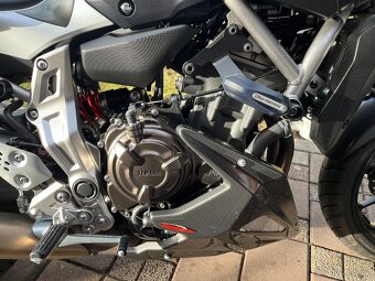 Yamaha MT 07 - 9