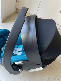 Vajíčko se základnou Cybex Aton 5 - 9