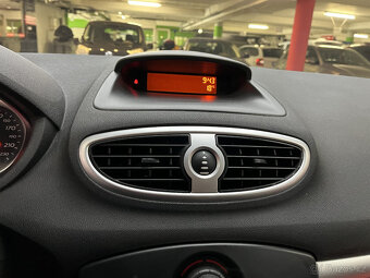 renault clio 1.2 - 9