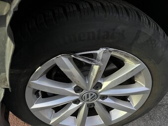 Volkswagen Golf - 9