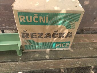 Ruční řezačka píce - 9