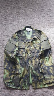 Vojenské oblečení - 9