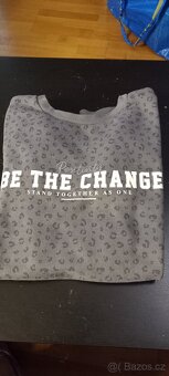 Dívčí oblečení vel. 146-152 - 9