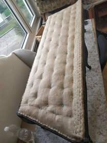 Starožitná sofa - 9
