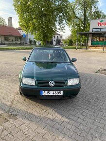 VW Bora 1.6 16v - 9