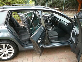 ŠKODA OCTAVIA COMBI III 1.4 TSI 110KW FACE DSG NAVI FRONT PA - 9