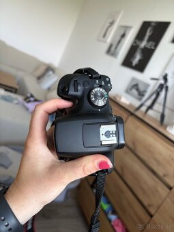Canon eos 2000d + objektiv 18-55mm EF-S - 9