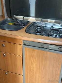 Karavan Chateau Calista 390 - 9