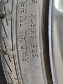 Prodám originál alu disk z Tesla 3 performance 2020 20" gre - 9