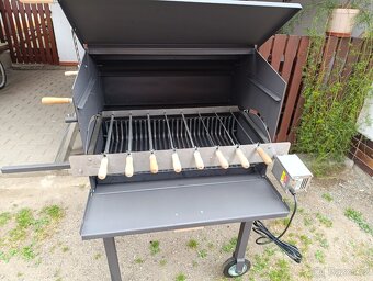 Prodám zahradní gril VHODNY VÁNOČNÍ - 9