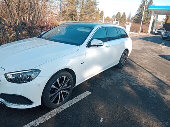 Mercedes 300 de ,225 kW,700nM, plug-in hybrid,rv. 12. 2020 - 9