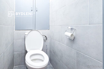 Pronájem bytu 2+1 s balkónem, ul. Kosmonautů, Ústí nad Labem - 9
