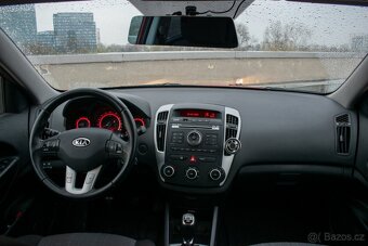 Kia Cee´d 1.4 CVVT 105k EX - 9