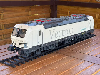 Nové prezentační modely 1:25 ČSD / ČD - 9