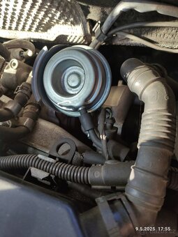 Prodám Wolkswagen Passat 2TDI 103kw,B6 combi - 9