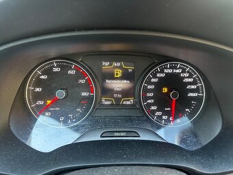 SEAT LEON 1,0TSI 85KW najeto 79886km r.v.2018 - 9