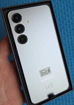 Samsung Galaxy S25 EE Silvershadow 128GB ROZBALENO - 9