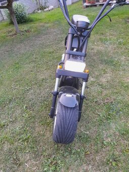 Elektrokoloběžka Nitro Scooters Futura 2000 - 9