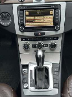Volkswagen Passat B7 2.0 TDI 130kW DSG Exclusive - 9