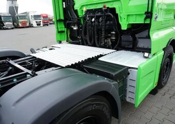 MAN TGX, MAN TGX 26.510 - 6x2 - 9